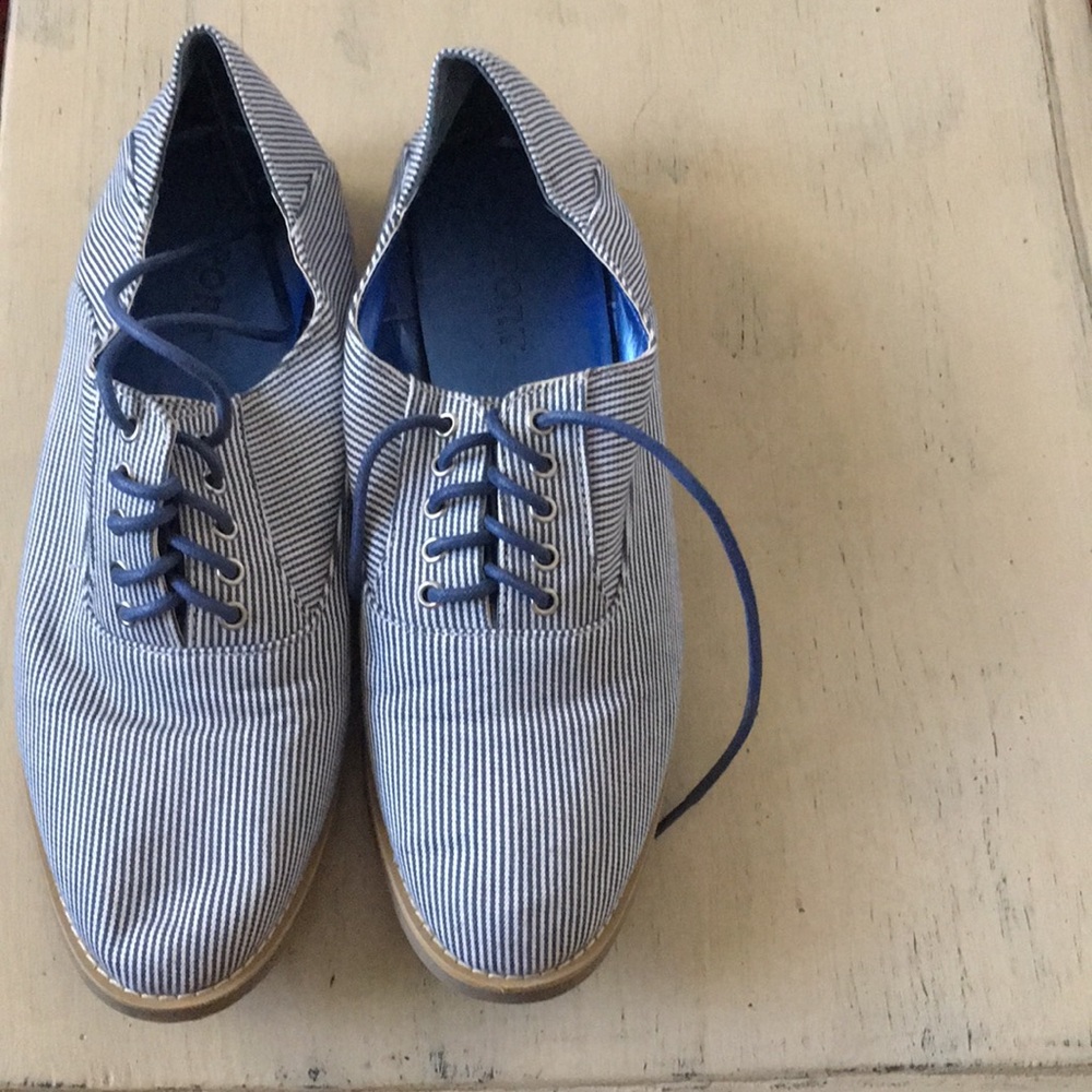 Blue and white striped loafers!